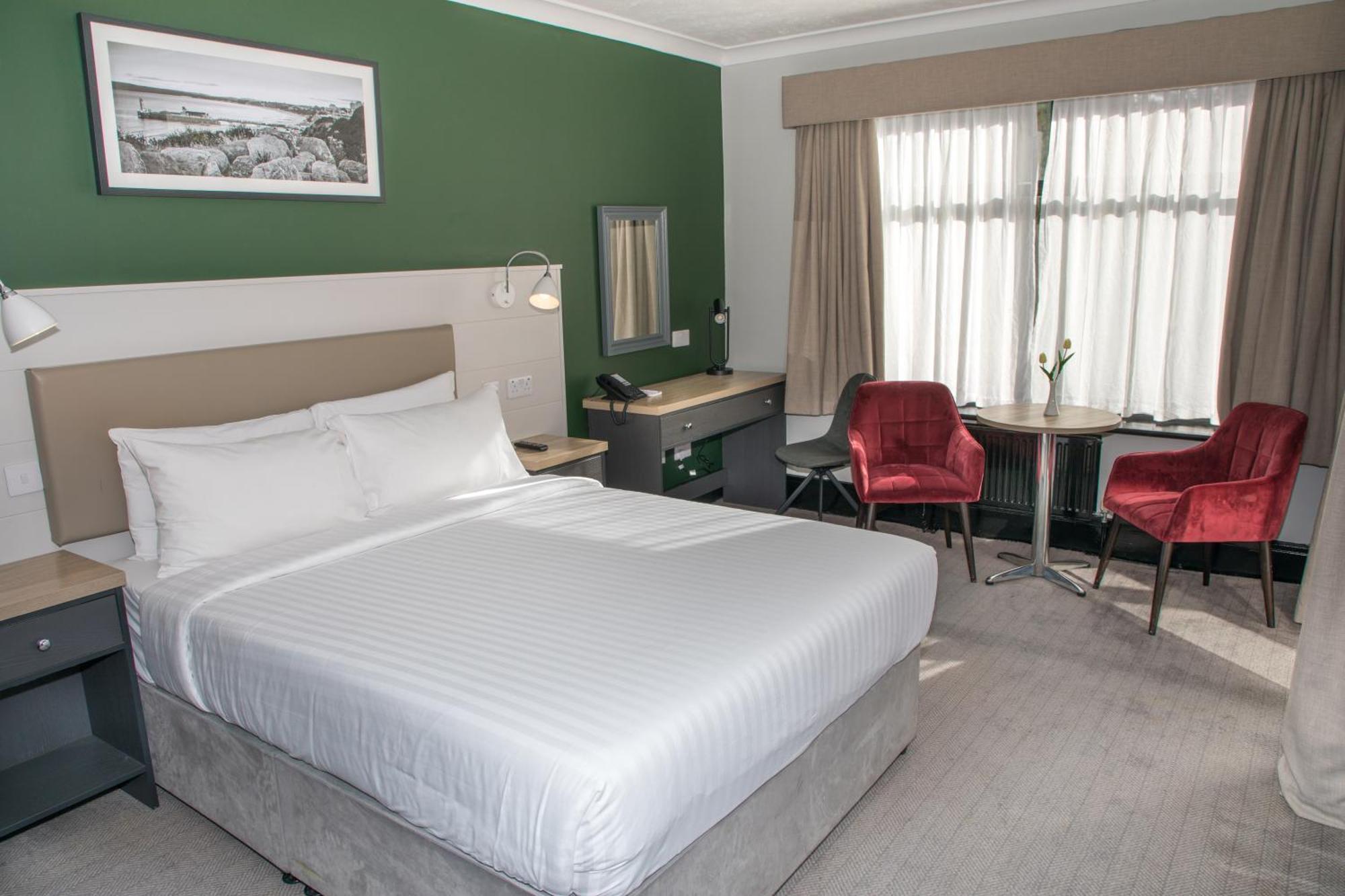 Park Inn By Radisson Bournemouth Kültér fotó