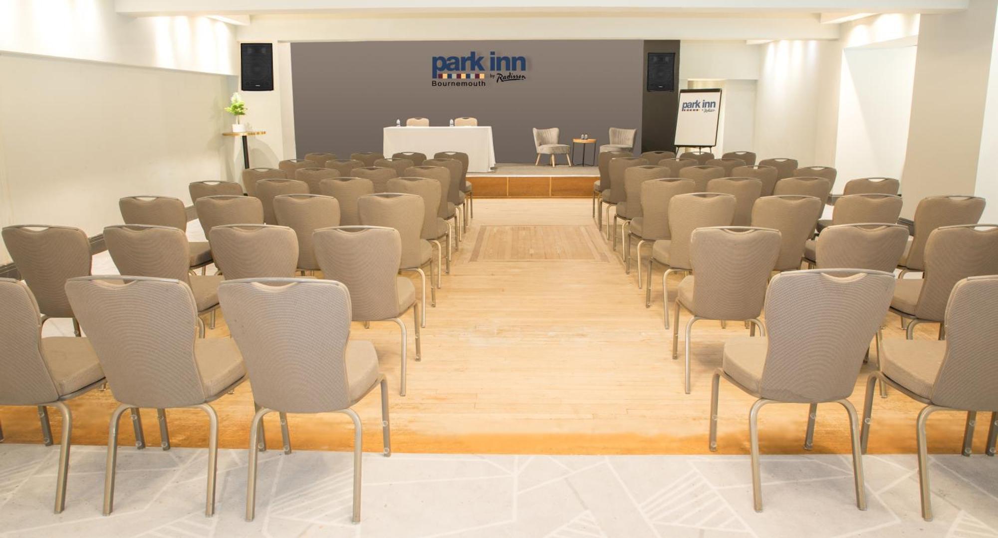 Park Inn By Radisson Bournemouth Kültér fotó